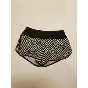 Asics Women's Everysport Shorts  Size Small S